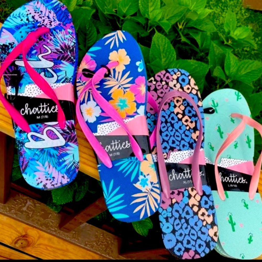 NWT Chatties Fun Summer Quality Flip Flops